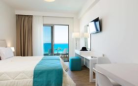 Golden Coast Seaside Apartments